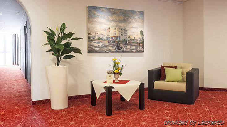 Zeller'S Quartier Hotel Koenigsbrunn Exterior photo